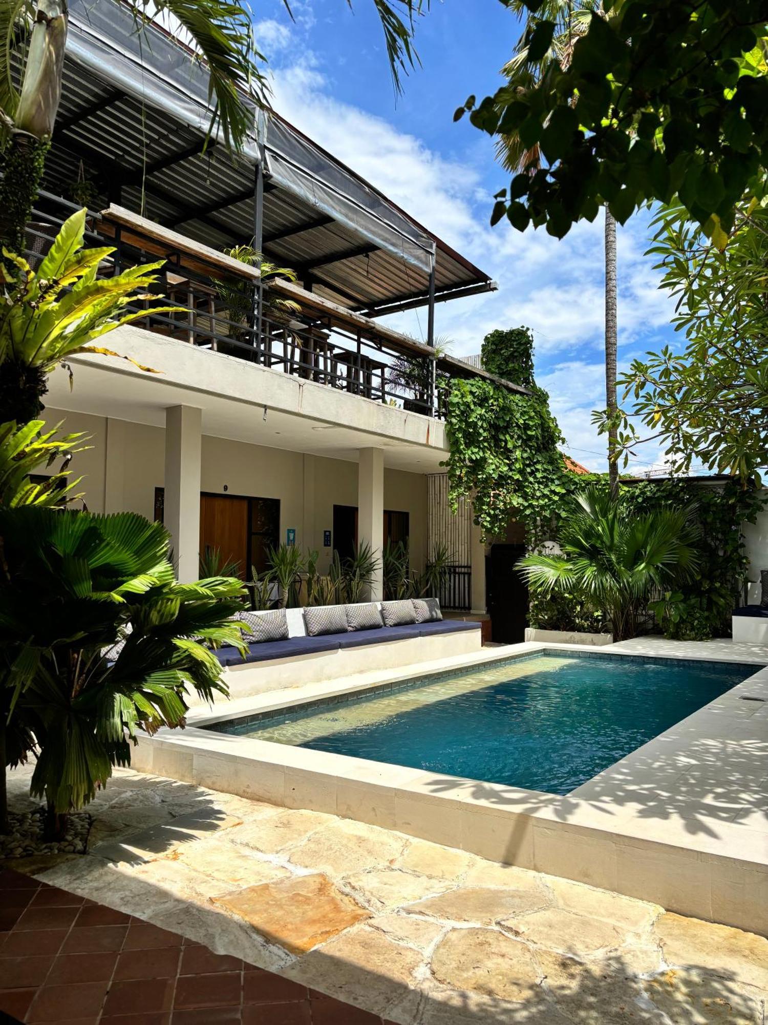 Lay Day Hostel Canggu Eksteriør billede