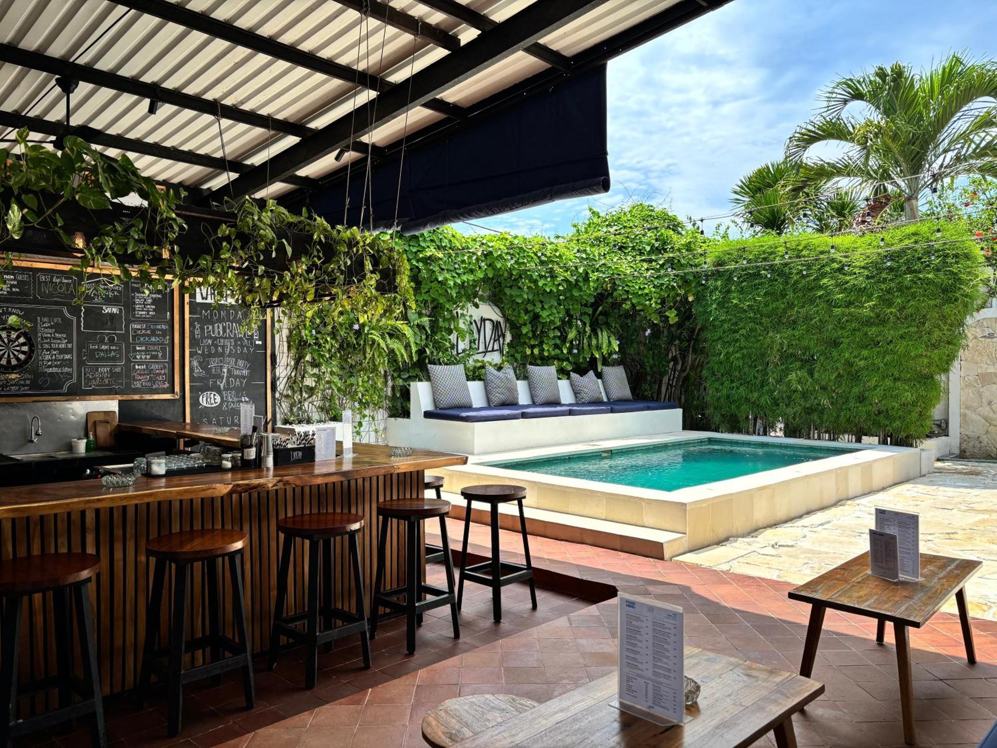 Lay Day Hostel Canggu Eksteriør billede